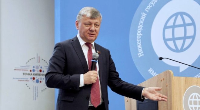 Дмитрий Новиков об антикоммунистических выпадах: “Поищите русофобию в другом месте”