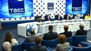 В ТАСС состоялась пресс-конференция руководства КПРФ: задачи фракции на предстоящую сессию и "Программа Победы"