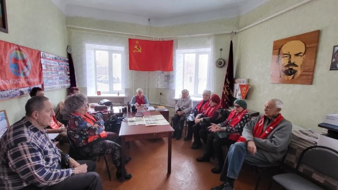 Ефремовские коммунисты почтили память И. В. Сталина