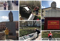 Тульские коммунисты отметили Первомай многочисленными возложениями цветов к памятникам советской эпохи, массовым агитационным рейдом, ударными субботниками и посадками деревьев Тульские коммунисты отметили Первомай многочисленными возложениями цветов к памятникам советской эпохи, массовым агитационным рейдом, ударными субботниками и посадками деревьев
