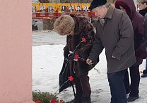 В районах Тульской области почтили память В.И. Ленина В районах Тульской области почтили память В.И. Ленина