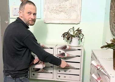 Первый секретарь Евгений Жеков вместе с активными коммунистами усиливает работу по Народному референдуму в Пролетарском районе города Тулы