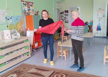 Ефремовский ГК КПРФ провёл тематическую беседу "Детям о Ленине" 