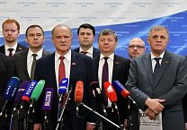 Г.А. Зюганов: «Мы готовы к конструктивной работе, но это правительство угробит все, что угодно» Г.А. Зюганов: «Мы готовы к конструктивной работе, но это правительство угробит все, что угодно»