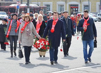 Тульские коммунисты на мероприятии в честь Дня рождения В.И. Ленина осудили провокационный законопроект о перезахоронении вождя.