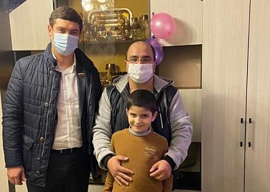 Депутаты-коммунисты поздравили туляков с грядущим праздником
