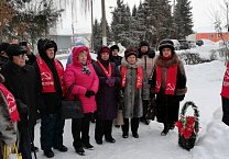 Возложение цветов к памятнику В.И. Ленину в Ефремове Возложение цветов к памятнику В.И. Ленину в Ефремове
