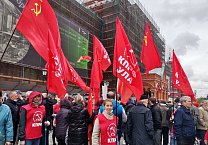 Тульские коммунисты приняли участие в возложении цветов к Могиле Неизвестного Солдата Тульские коммунисты приняли участие в возложении цветов к Могиле Неизвестного Солдата