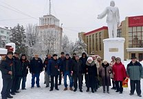 Тульские коммунисты почтили память В.И. Ленина Тульские коммунисты почтили память В.И. Ленина