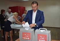 Коммунисты Тульской области вновь единогласно избрали Олега Лебедева своим лидером