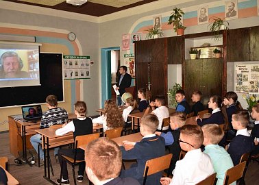 Тульский обком КПРФ организовал для кимовских школьников телемост со знаменитым полярником Виктором Боярским