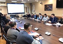 Олег Лебедев провёл встречу с представителями научной и педагогической общественности