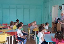 Ефремовские коммунисты продолжают мероприятия в преддверии 153-ей годовщины со дня рождения Владимира Ильича Ленина Ефремовские коммунисты продолжают мероприятия в преддверии 153-ей годовщины со дня рождения Владимира Ильича Ленина