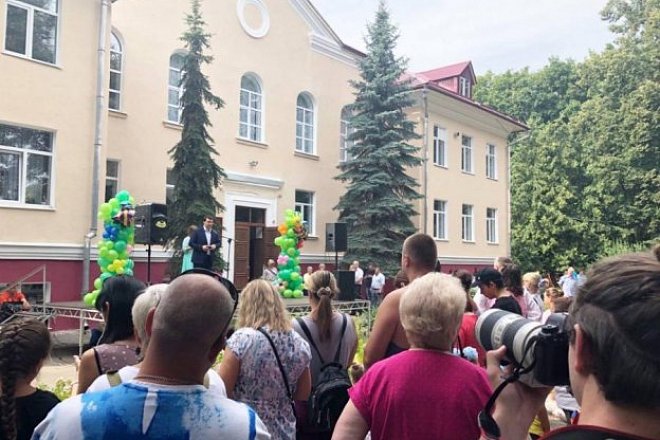 Олег Лебедев выступил на праздновании Медового Спаса в Федеральном научном центре пчеловодства