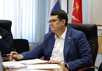 Алексей Лебедев провел очередное заседание Комитета по местному самоуправлению Тульской областной Думы Алексей Лебедев провел очередное заседание Комитета по местному самоуправлению Тульской областной Думы