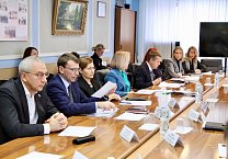 Председатель комитета по местному самоуправлению Тульской областной Думы Алексей Лебедев провел очередное заседание комитета Председатель комитета по местному самоуправлению Тульской областной Думы Алексей Лебедев провел очередное заседание комитета