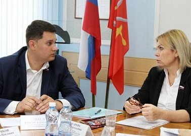 Алексей Лебедев: вернем Победе красный цвет!