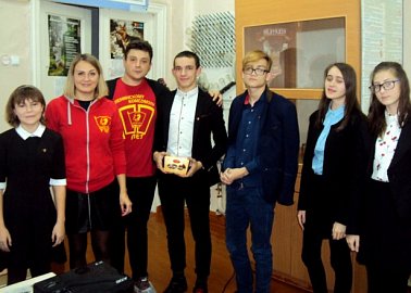 В Узловой комсомольцы ведут работу со школьниками