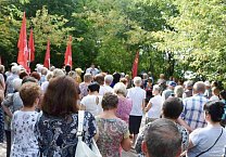 В Алексине прошел митинг против повышения пенсионного возраста! В Алексине прошел митинг против повышения пенсионного возраста!