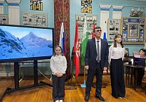 Богородицкие коммунисты в рамках Всероссийской акции «Знамя Победы», провели встречу в ДДТЮ города Богородицка Богородицкие коммунисты в рамках Всероссийской акции «Знамя Победы», провели встречу в ДДТЮ города Богородицка