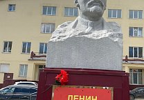 Тульские комсомольцы организовали коммунистический субботник Тульские комсомольцы организовали коммунистический субботник
