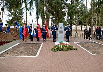 Депутаты-коммунисты Собрания депутатов г. Алексина приняли участие в траурном мероприятии по перезахоронению в братскую могилу останков 55 советских солдат Депутаты-коммунисты Собрания депутатов г. Алексина приняли участие в траурном мероприятии по перезахоронению в братскую могилу останков 55 советских солдат