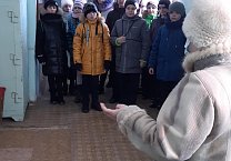 Ефремовские коммунисты поздравили кадетов с Днем защитника Отечества Ефремовские коммунисты поздравили кадетов с Днем защитника Отечества