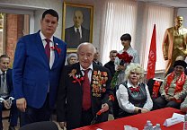 На круглом столе в Туле, посвященном годовщине Великого Октября, выступили Николай Арефьев и Сергей Удальцов