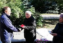 Ефремовские коммунисты приняли в свои ряды новых товарищей
