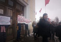   Жители города Узловая выступили против сверхвысоких мусорных поборов