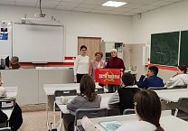Ефремовский ГК КПРФ проводит серию патриотических уроков к 84-ой годовщине освобождения г.Ефремова от немецких захватчиков в школах района Ефремовский ГК КПРФ проводит серию патриотических уроков к 84-ой годовщине освобождения г.Ефремова от немецких захватчиков в школах района