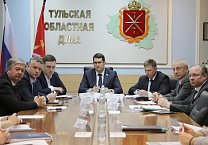 Председатель комитета по местному самоуправлению Тульской областной Думы Алексей Лебедев провел очередное заседание комитета Председатель комитета по местному самоуправлению Тульской областной Думы Алексей Лебедев провел очередное заседание комитета