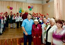 В Тульской области коммунисты продолжают массовый приём школьников в пионеры В Тульской области коммунисты продолжают массовый приём школьников в пионеры