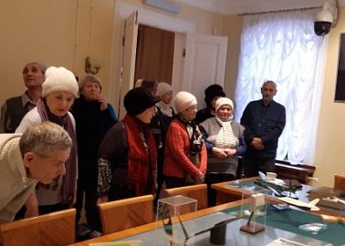 Ефремовские коммунисты отметили 105-ю годовщину установления Советской власти в родном городе