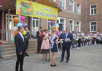 Богородицкая школа благодарит Олега Лебедева 