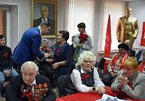На круглом столе в Туле, посвященном годовщине Великого Октября, выступили Николай Арефьев и Сергей Удальцов