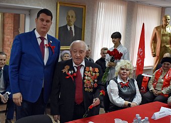На круглом столе в Туле, посвященном годовщине Великого Октября, выступили Николай Арефьев и Сергей Удальцов