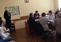 Олег Лебедев провёл приём избирателей в городе Донском