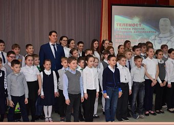 Тульский обком КПРФ организовал для школьников видеомост с космонавтом Олегом Новицким