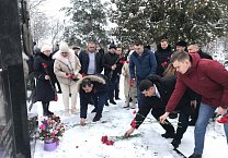 Коммунисты Тульской области почтили память народного Губернатора Тульской области В.А. Стародубцева