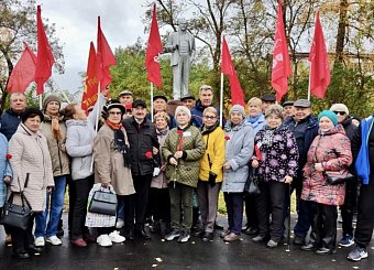 Тульские коммунисты отметили День Ленинского комсомола Тульские коммунисты отметили День Ленинского комсомола
