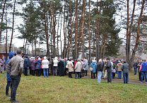 В Алексине депутаты-коммунисты организовали народный сход против вырубки соснового бора В Алексине депутаты-коммунисты организовали народный сход против вырубки соснового бора