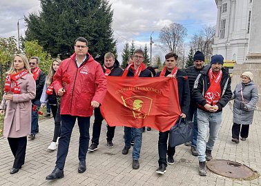 Тульские коммунисты отметили День Ленинского комсомола