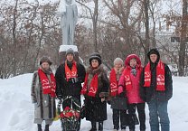 Возложение цветов к памятнику В.И. Ленину в Ефремове