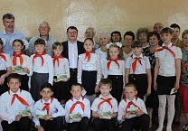 Школьники Ефремова вступают в пионеры