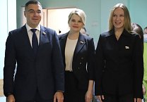 Депутат Тульской городской Думы от фракции КПРФ Елена Чекан поздравила с наступающим Новым годом маленьких пациентов Тульской городской клинической больницы им. Д.Я. Ваныкина Депутат Тульской городской Думы от фракции КПРФ Елена Чекан поздравила с наступающим Новым годом маленьких пациентов Тульской городской клинической больницы им. Д.Я. Ваныкина