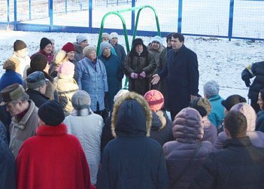 Лидер тульских коммунистов Олег Лебедев продолжает встречи с жителями и  рассказывает об экономической программе и законопроектах  КПРФ.