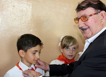 Школьники Ефремова вступают в пионеры