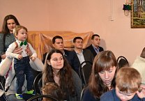 Тульские коммунисты поздравили детей и родителей в центре социального обслуживания населения