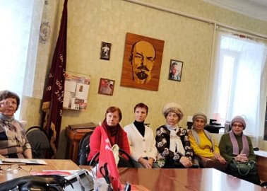 Ефремовский ГК КПРФ провёл круглый стол «СТАЛИН И.В. - ИСТОРИЯ НАШЕЙ СТРАНЫ»